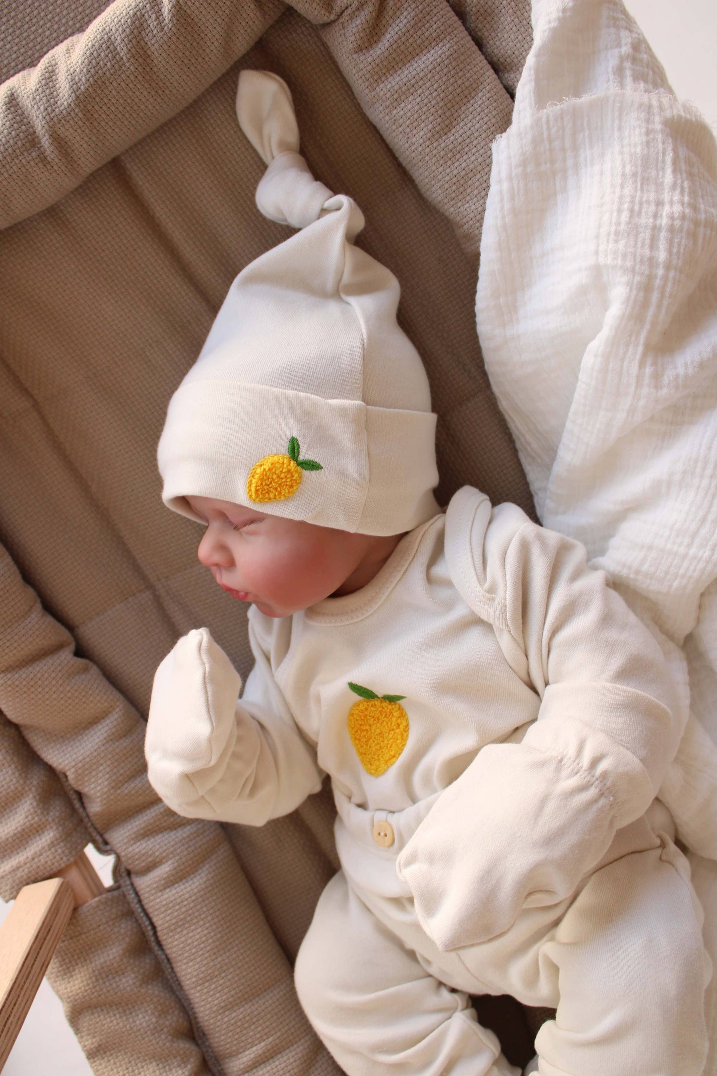 Lemon Patterned 5 Piece Newborn Set 0-3