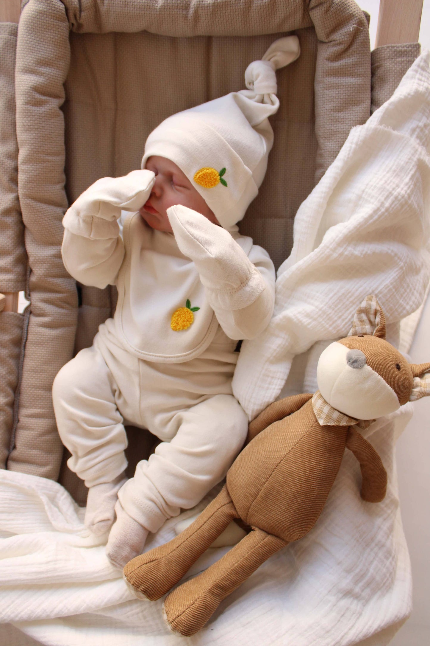 Lemon Patterned 5 Piece Newborn Set 0-3