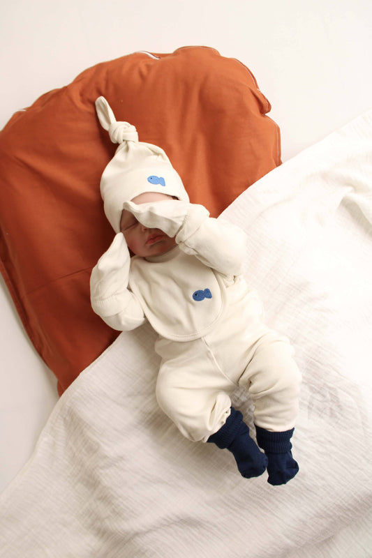 Fish Patterned 5 Piece Newborn Set 0-3M